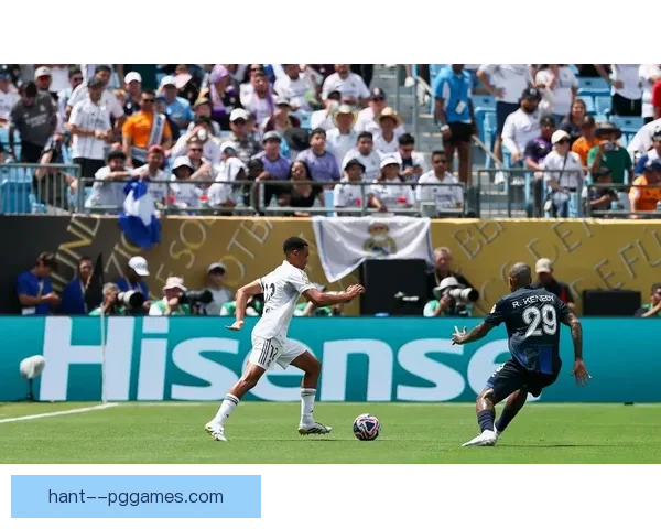 卡托托女足欧冠客场梅开二度 助力球队逆袭击败对手勇闯下一轮